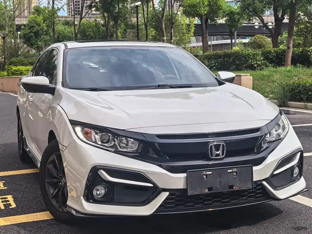 Honda Civic — фото 7