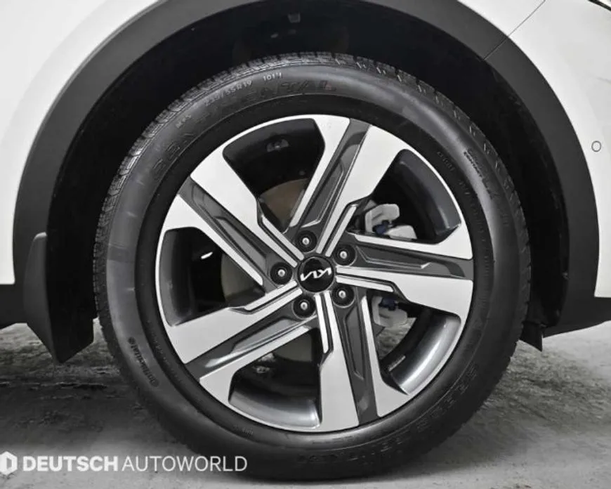 Kia Sorento — фото 7