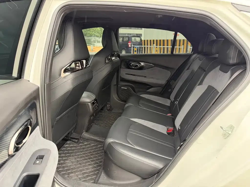 GAC Motor Shadow Leopard — фото 9