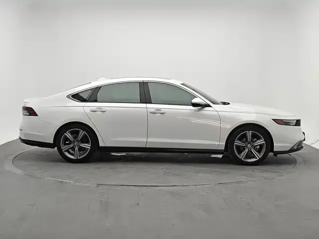 Honda Accord — фото 3