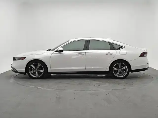 Honda Accord — фото 9