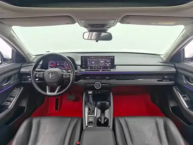 Honda Accord — фото 10