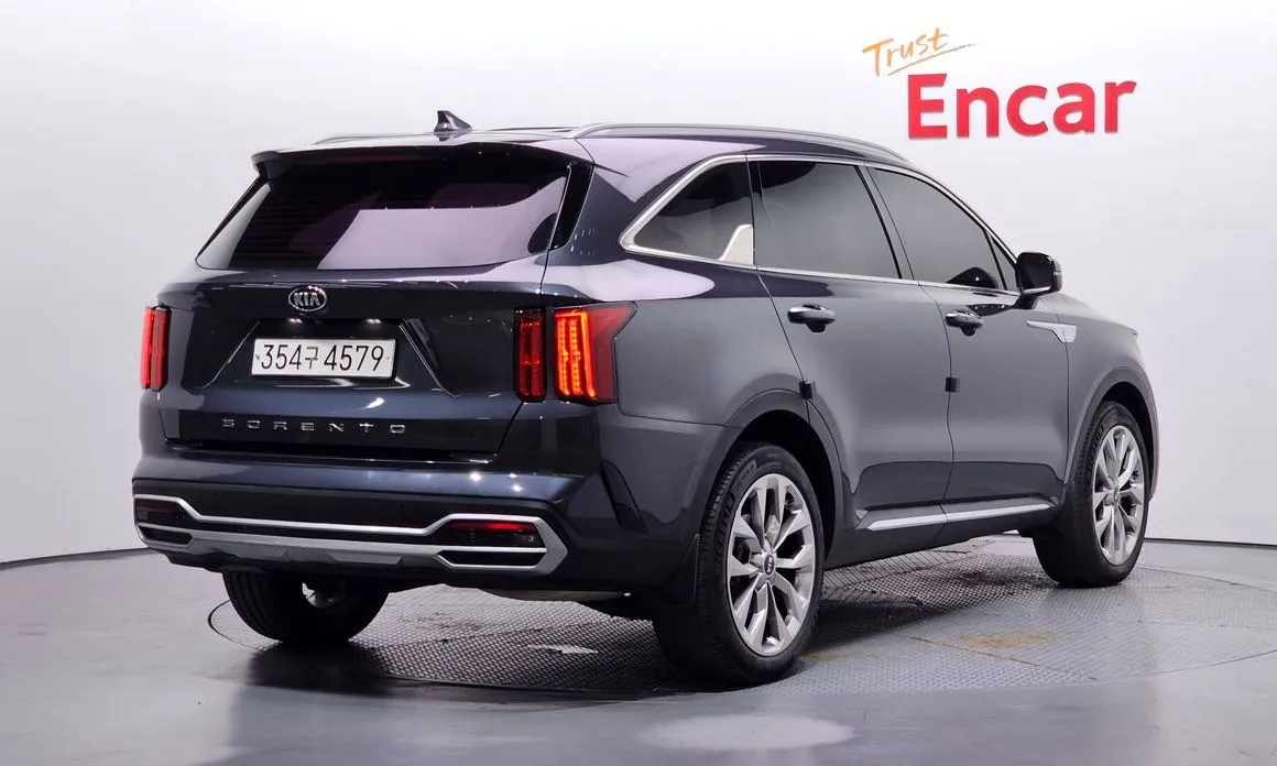 Kia Sorento — фото 3