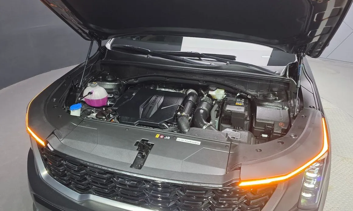 Kia Sorento — фото 8