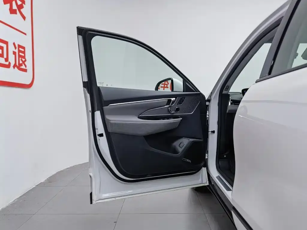 Buick E5 2024 из CN, фото 3