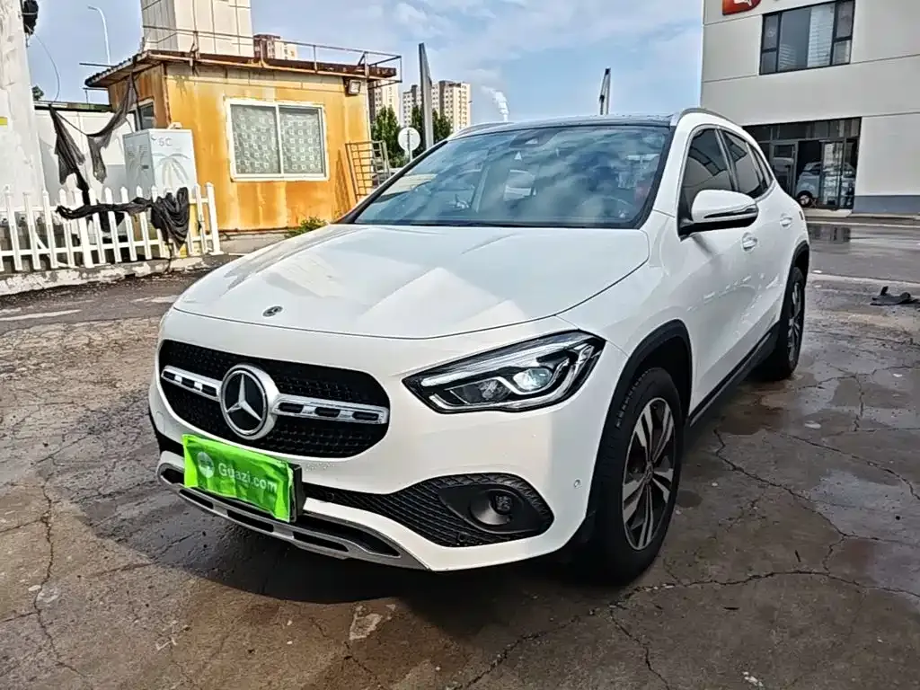 Mercedes-Benz GLA — фото 9
