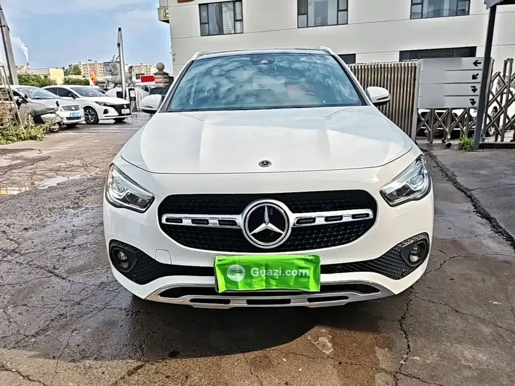 Mercedes-Benz GLA — фото 10