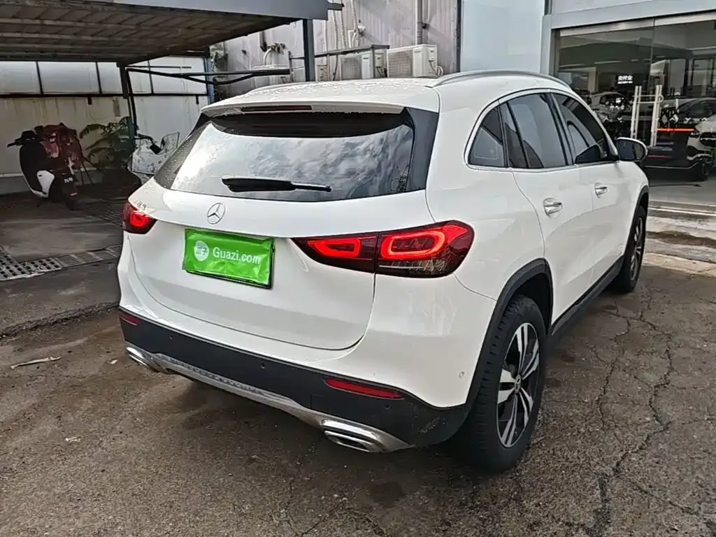 Mercedes-Benz GLA — фото 6