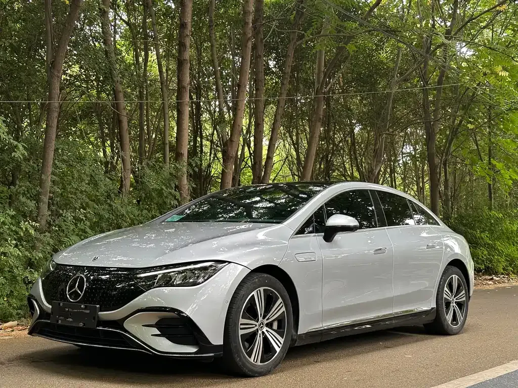 Mercedes-Benz EQE
