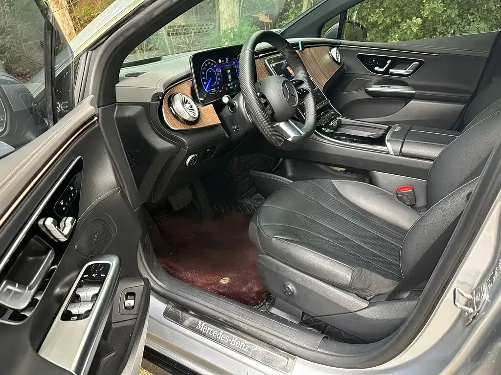 Mercedes-Benz EQE 2023 из CN, фото 3