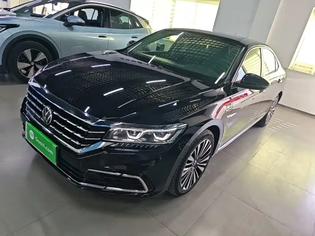 Volkswagen Passat — фото 9