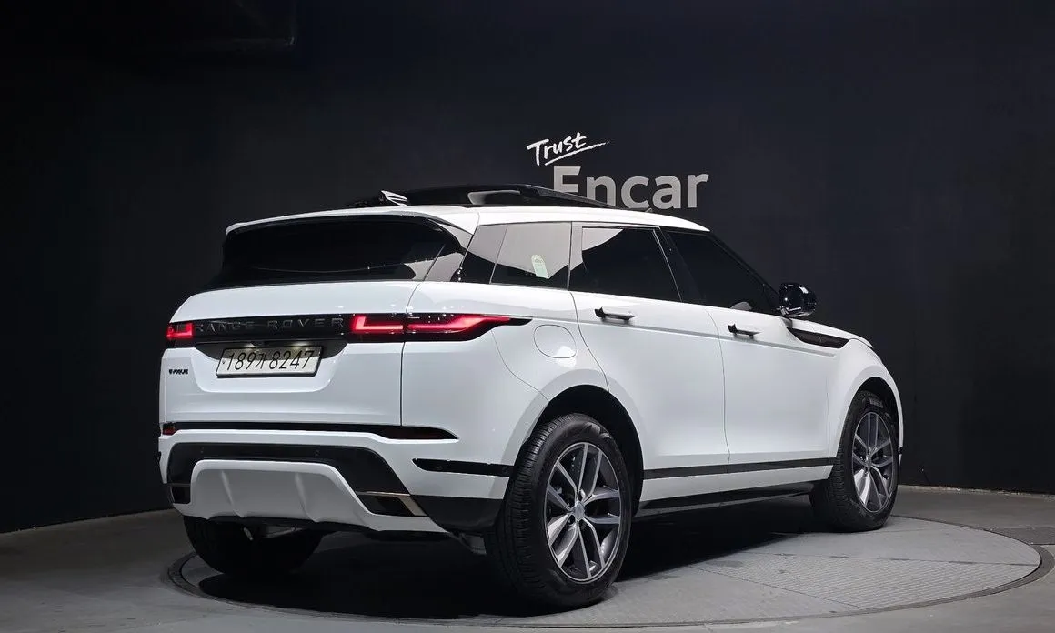 Land Rover Range Rover Evoque — фото 8