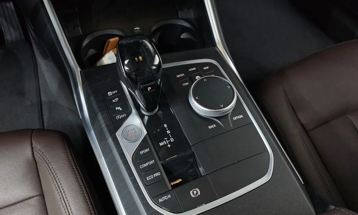BMW 3-Series 2021 из KR, фото 5