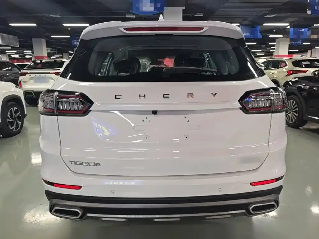 Chery Tiggo 8 — фото 10