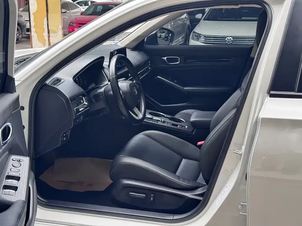 Honda Civic — фото 10
