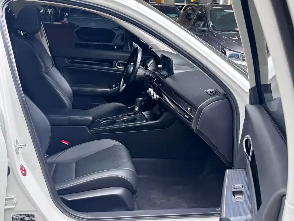 Honda Civic — фото 7