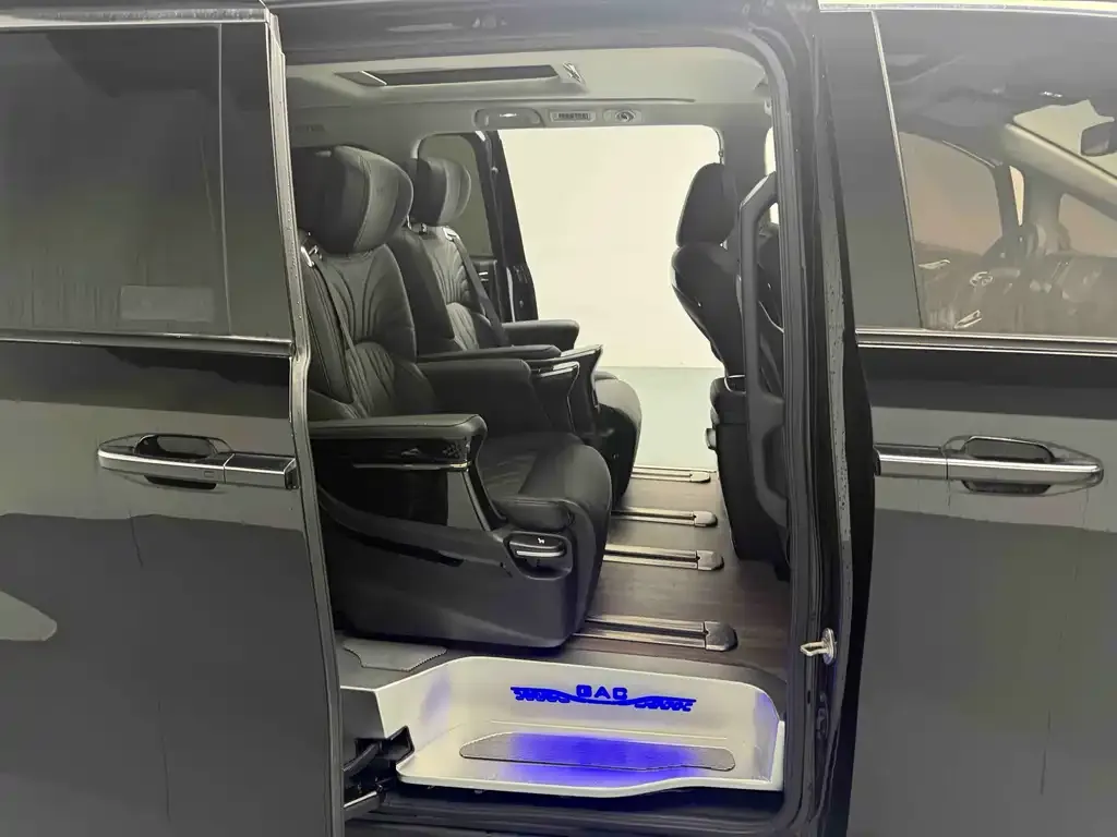 GAC Motor Trumpchi M8 — фото 4