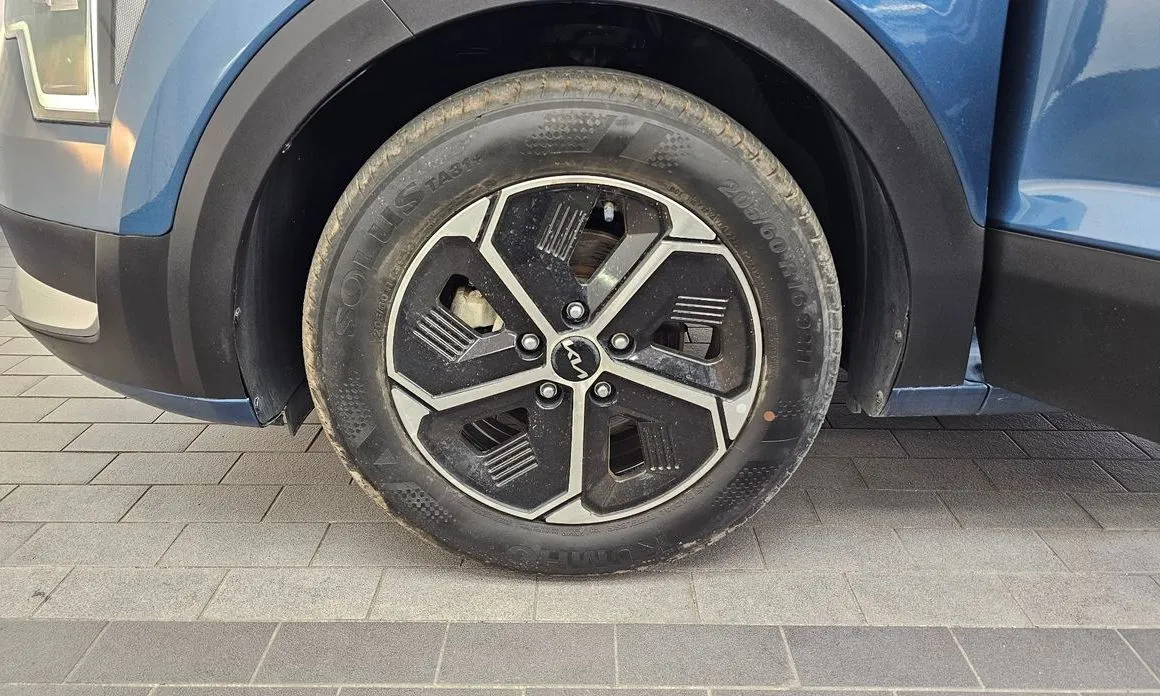 Kia Niro — фото 10