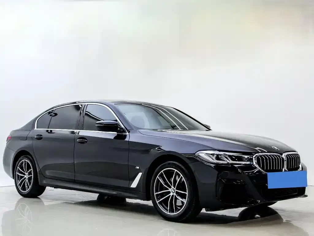 BMW 5 Series — фото 2