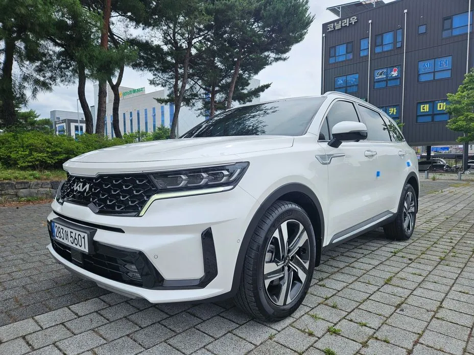 Kia Sorento — фото 1