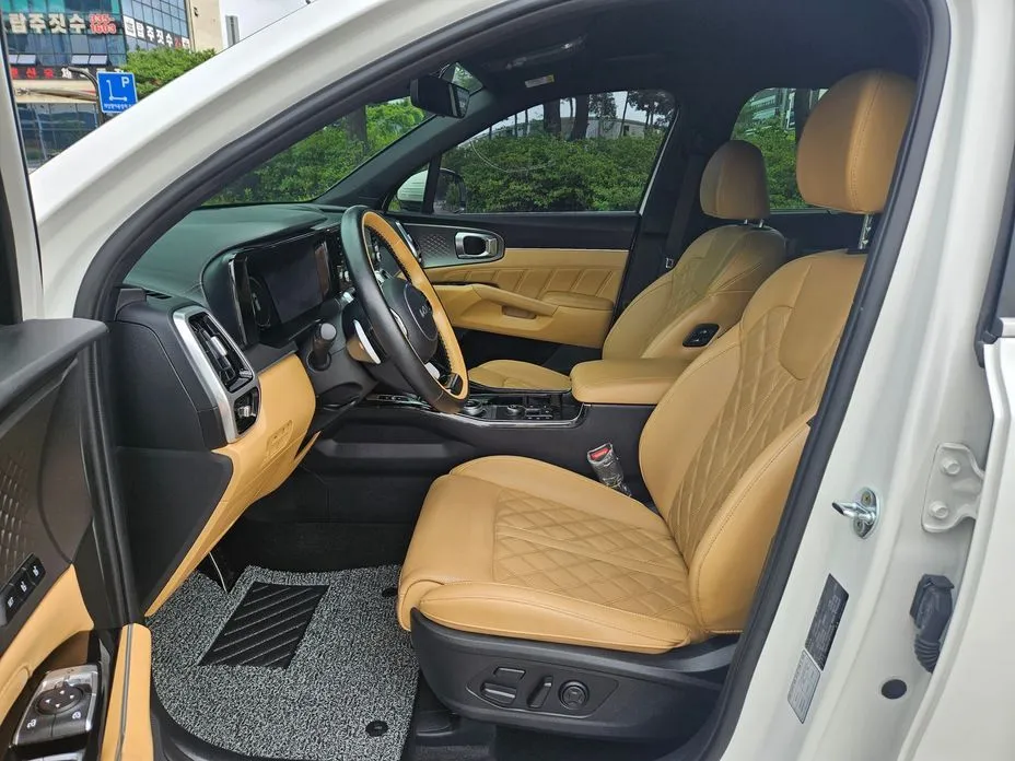 Kia Sorento — фото 4