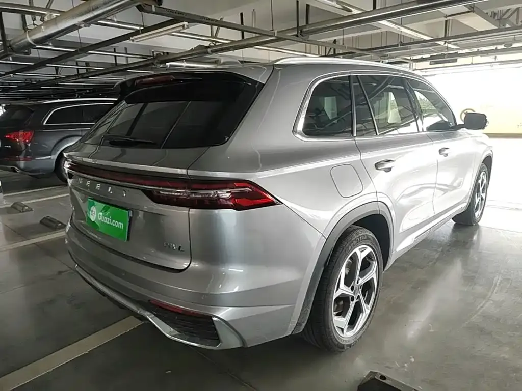 Geely Xingyue L — фото 10