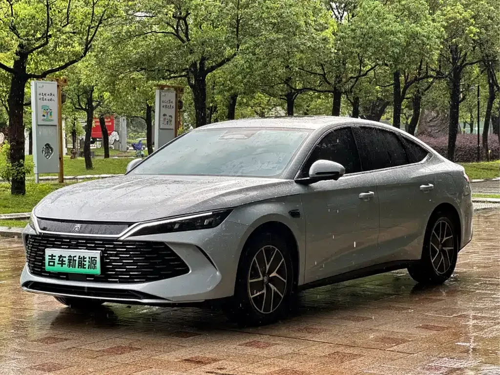 BYD Qin L — фото 1
