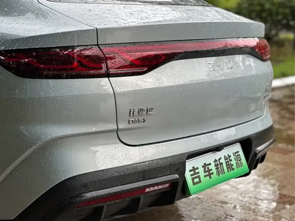 BYD Qin L — фото 2