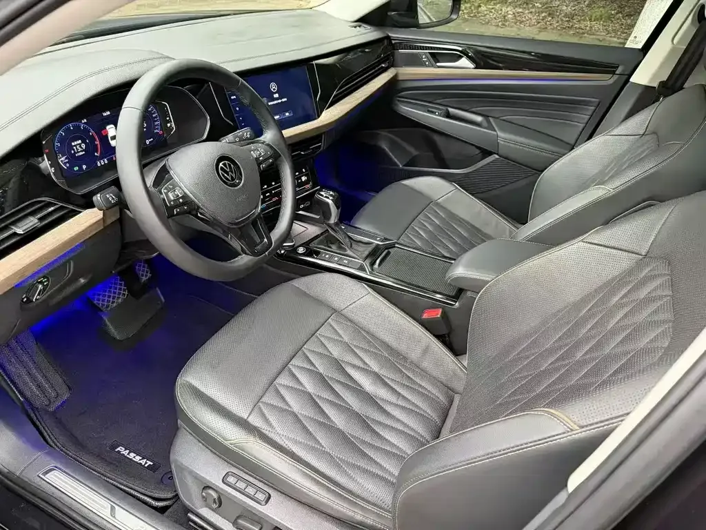Volkswagen Passat — фото 8