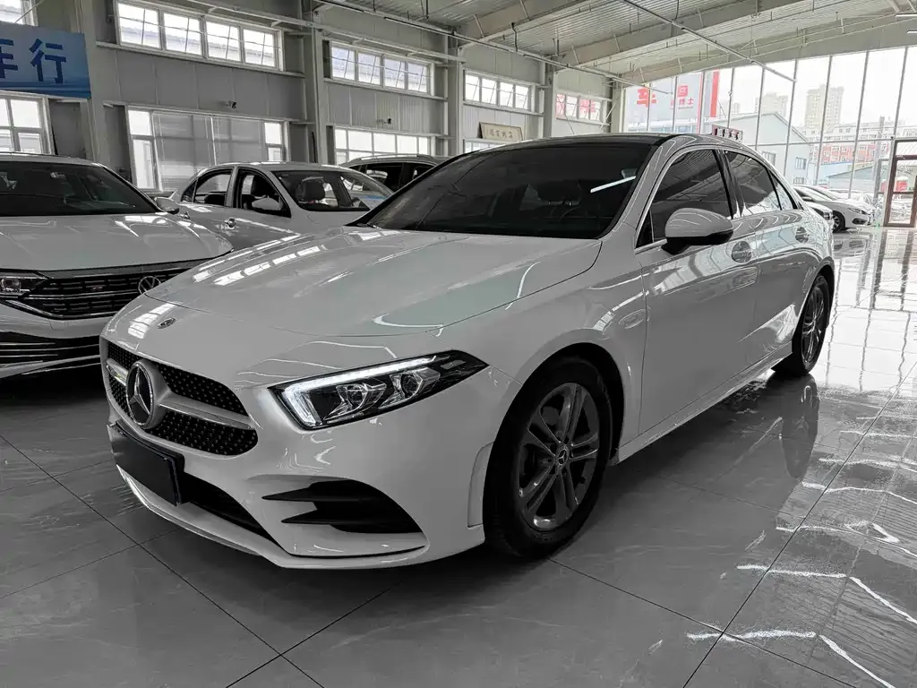 Mercedes-Benz A-Class — фото 1