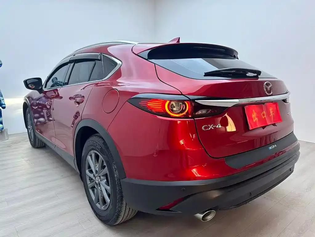 Mazda CX-4 — фото 9
