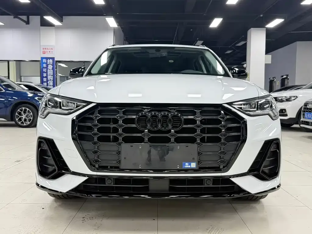 Audi Q3 — фото 5