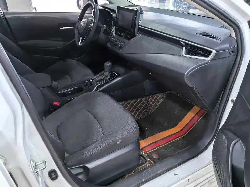 Toyota Corolla 2023 из CN, фото 6