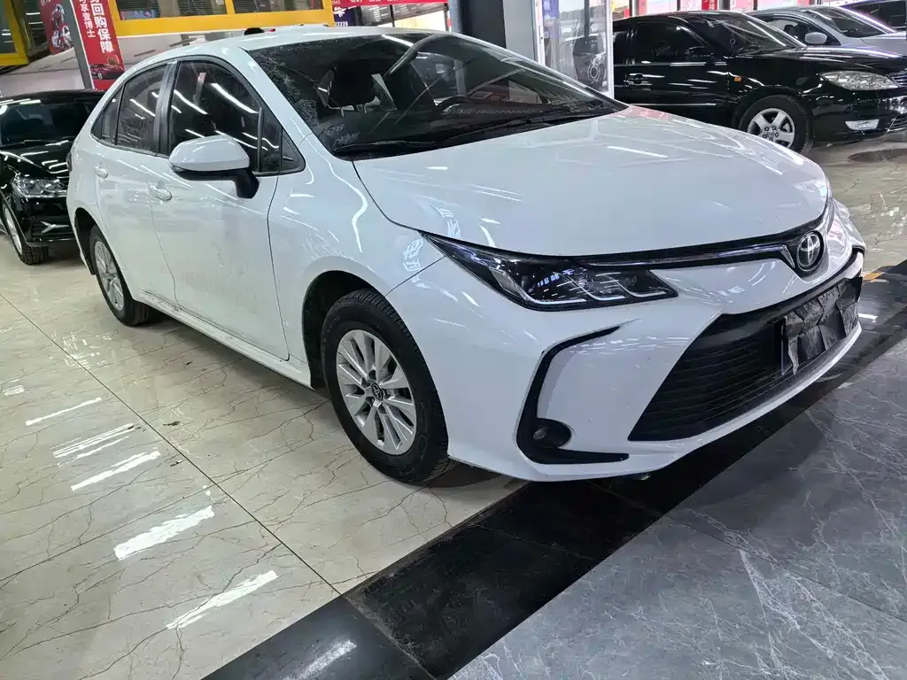 Toyota Corolla 2023 из CN, фото 4