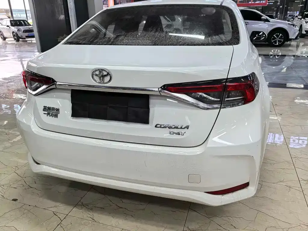 Toyota Corolla 2023 из CN, фото 7