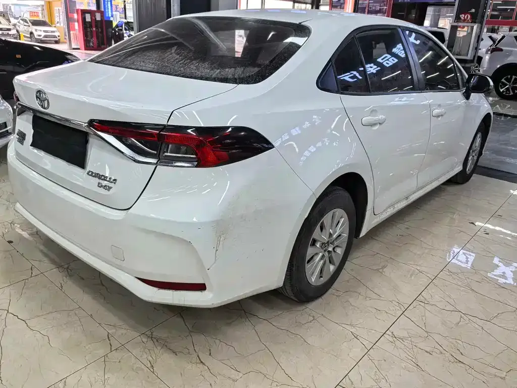 Toyota Corolla 2023 из CN, фото 3