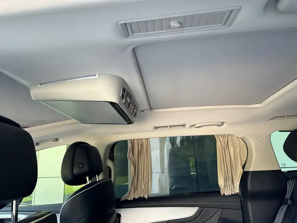 Roewe iMAX8 — фото 3