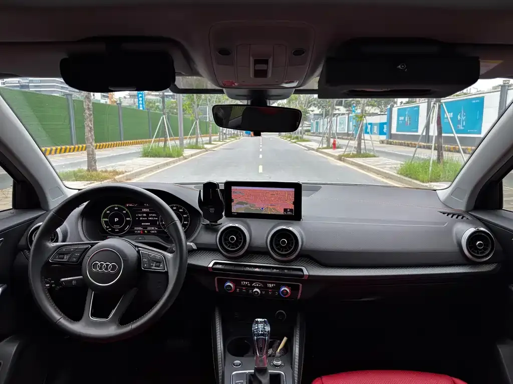 Audi Q2L e-tron 2022 из CN, фото 7
