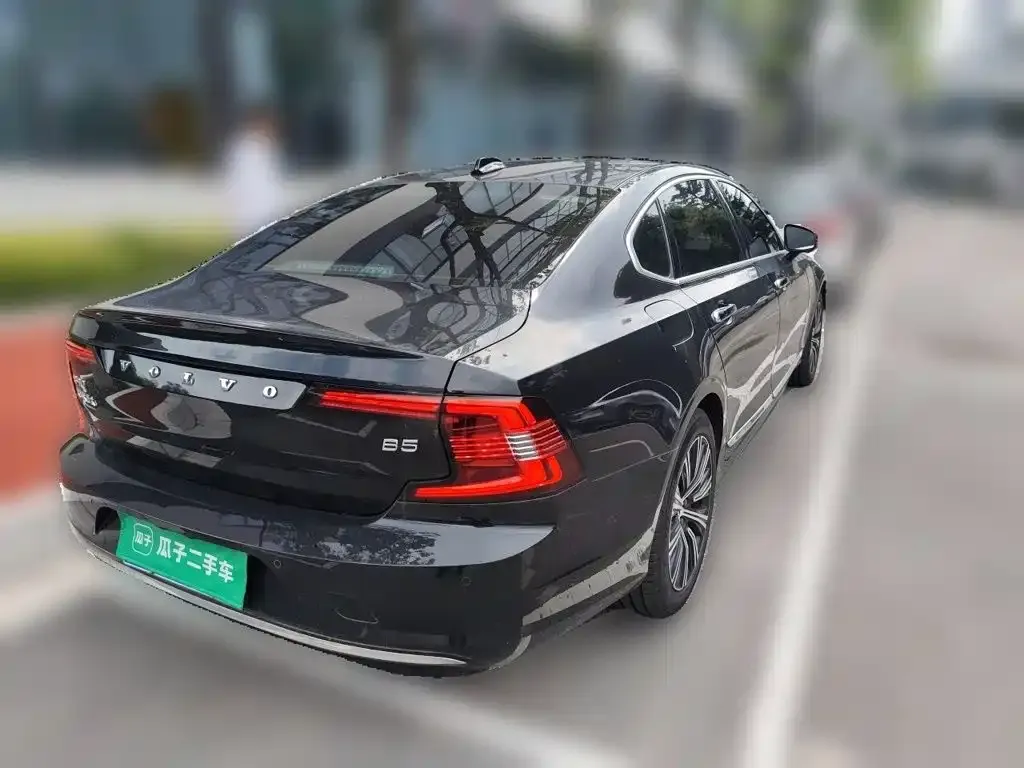 Volvo S90 — фото 8