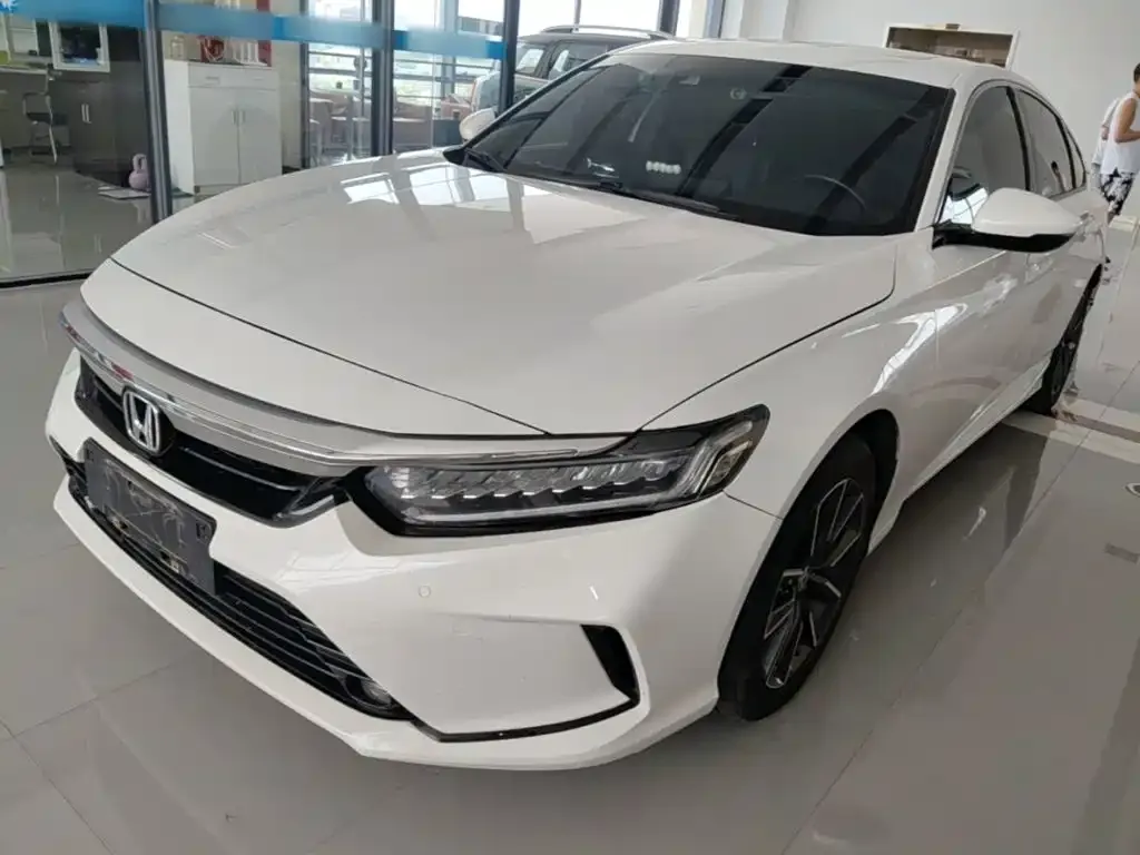 Honda Inspire — фото 1