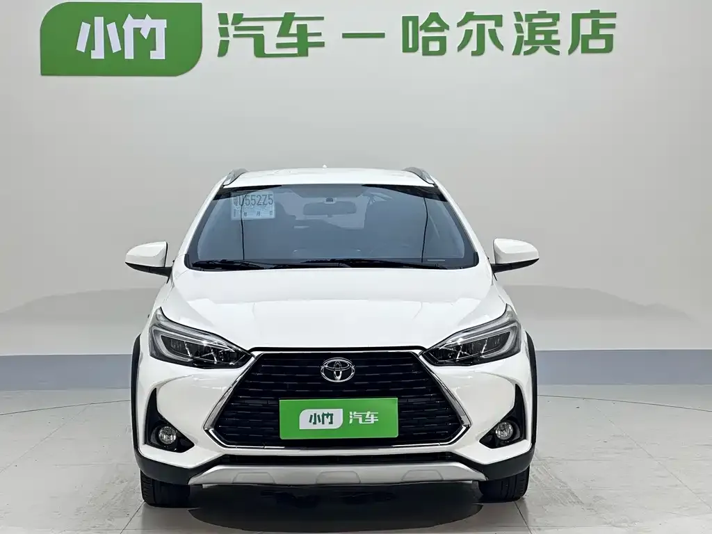 Toyota Yaris L — фото 10
