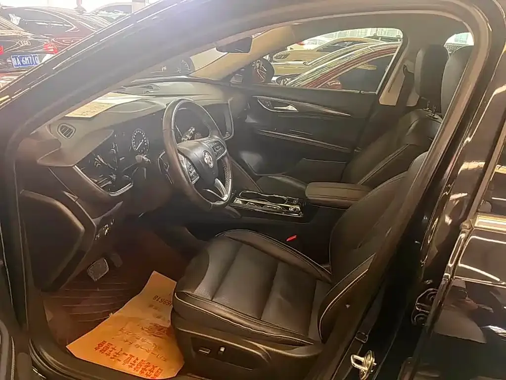 Buick Envision Plus — фото 8