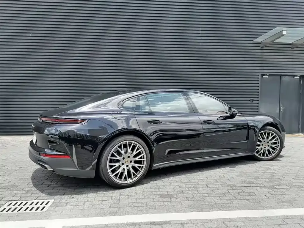 Porsche Panamera — фото 4