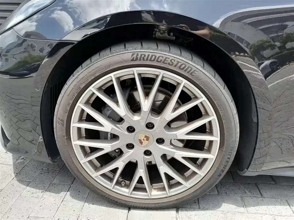 Porsche Panamera — фото 10