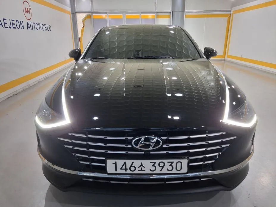 Hyundai Sonata Premium Plus 1