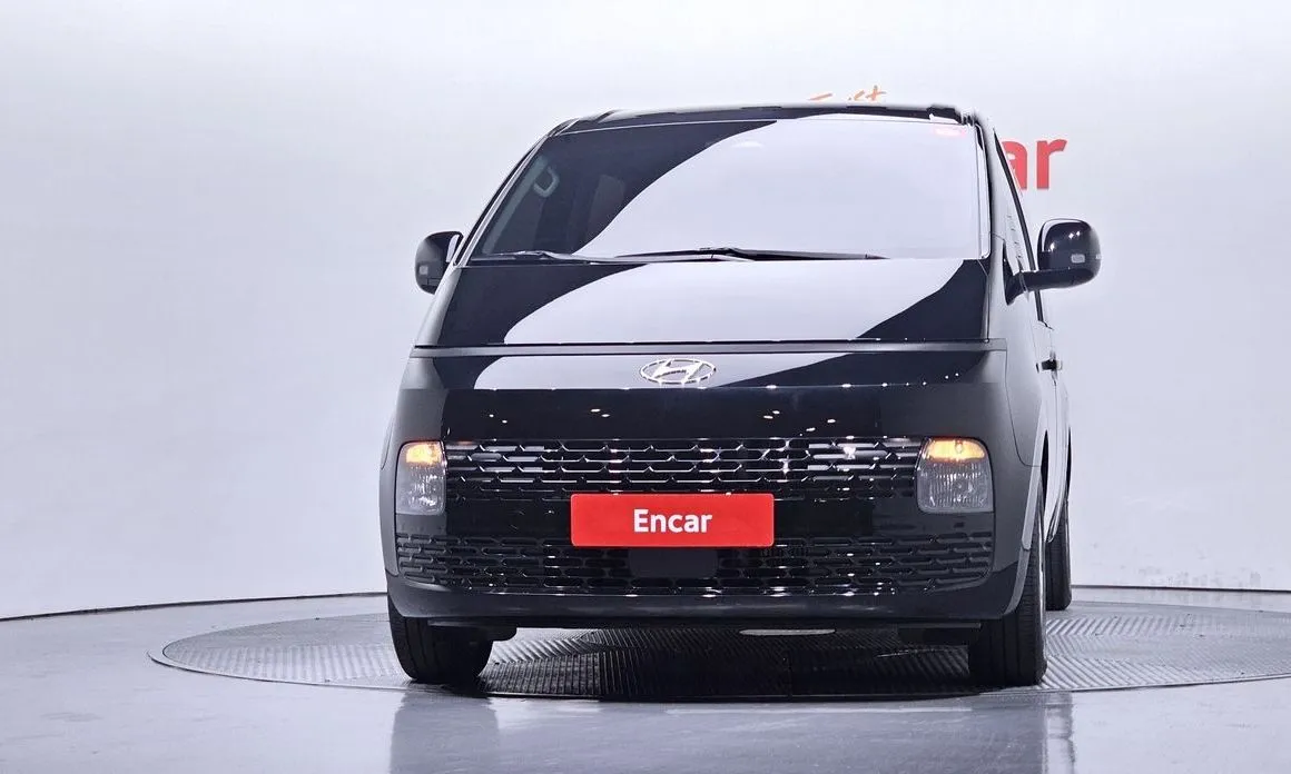 Hyundai Staria — фото 2