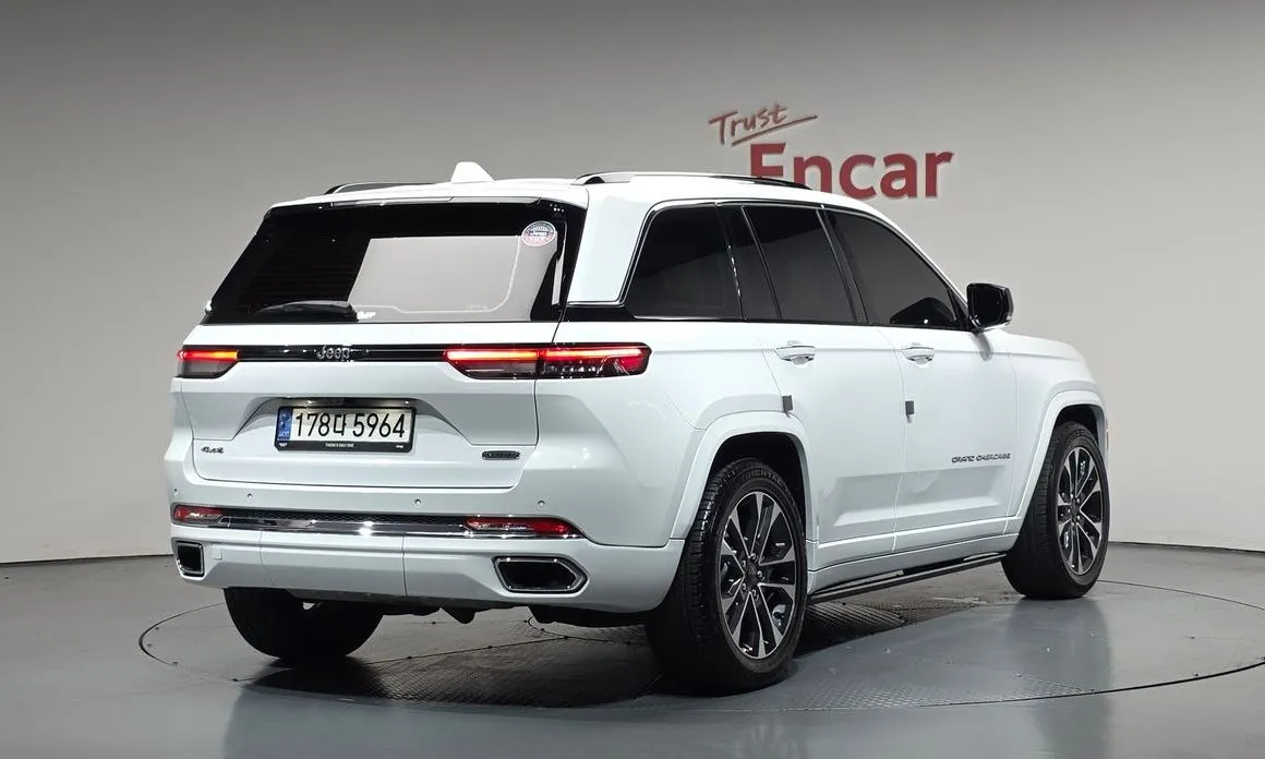 Jeep Cherokee 2023 из KR, фото 3