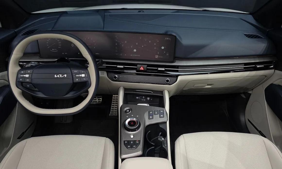 Kia Sportage — фото 10