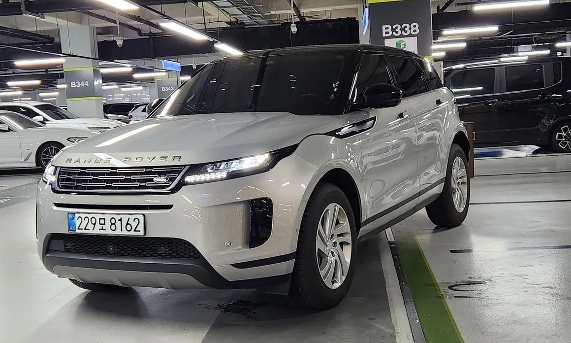 Land Rover Range Rover Evoque — фото 1