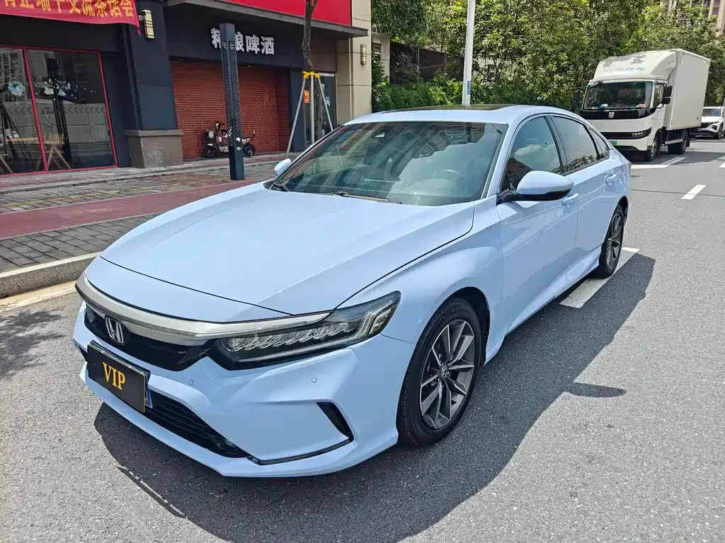 Honda Inspire — фото 1